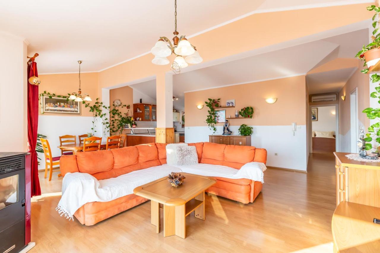 Villa Roko Tučepi Εξωτερικό φωτογραφία